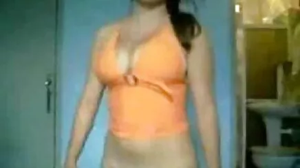 Karısı da dahil arap porno sex olmak üzere en iyi arkadaşıyla her şeyi paylaşıyor.