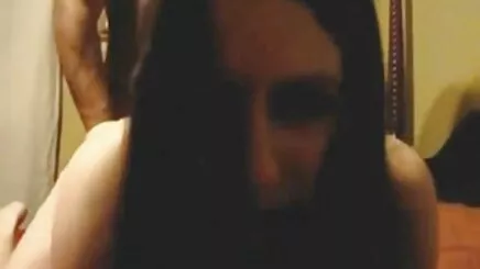 O begged bir arabada seks türk kadın öğretmen için bir kedi