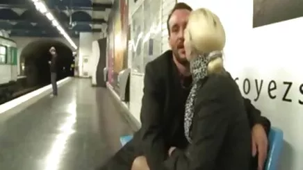 Sevimli arap kızlık bozma macera yaz oral seks ve yüz almak