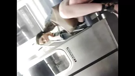 Alena Halle arap sexxx bazı tavsiyeler verdi, sert oynuyor