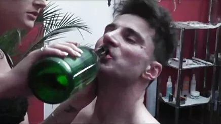 GÜZEL UZUN BOYLU arap sex porno video KADINLAR